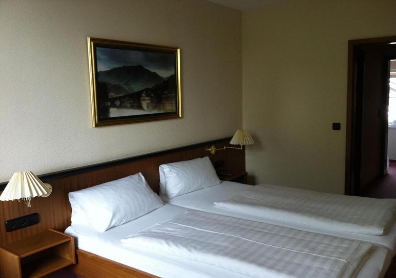 Hotel Am Nordkreuz Харрисле Экстерьер фото