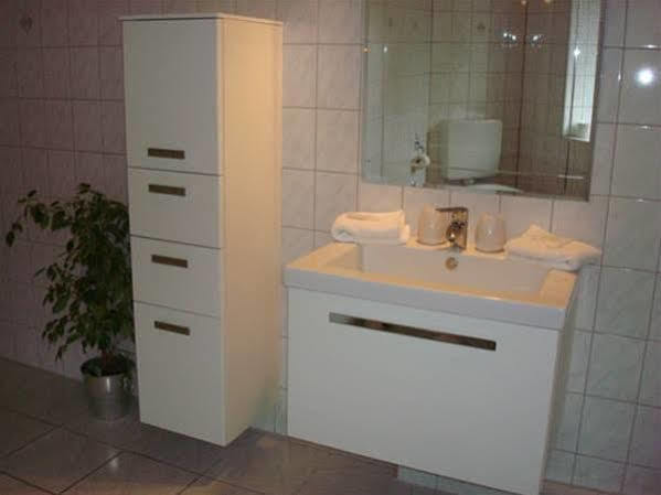 Hotel Am Nordkreuz Харрисле Экстерьер фото